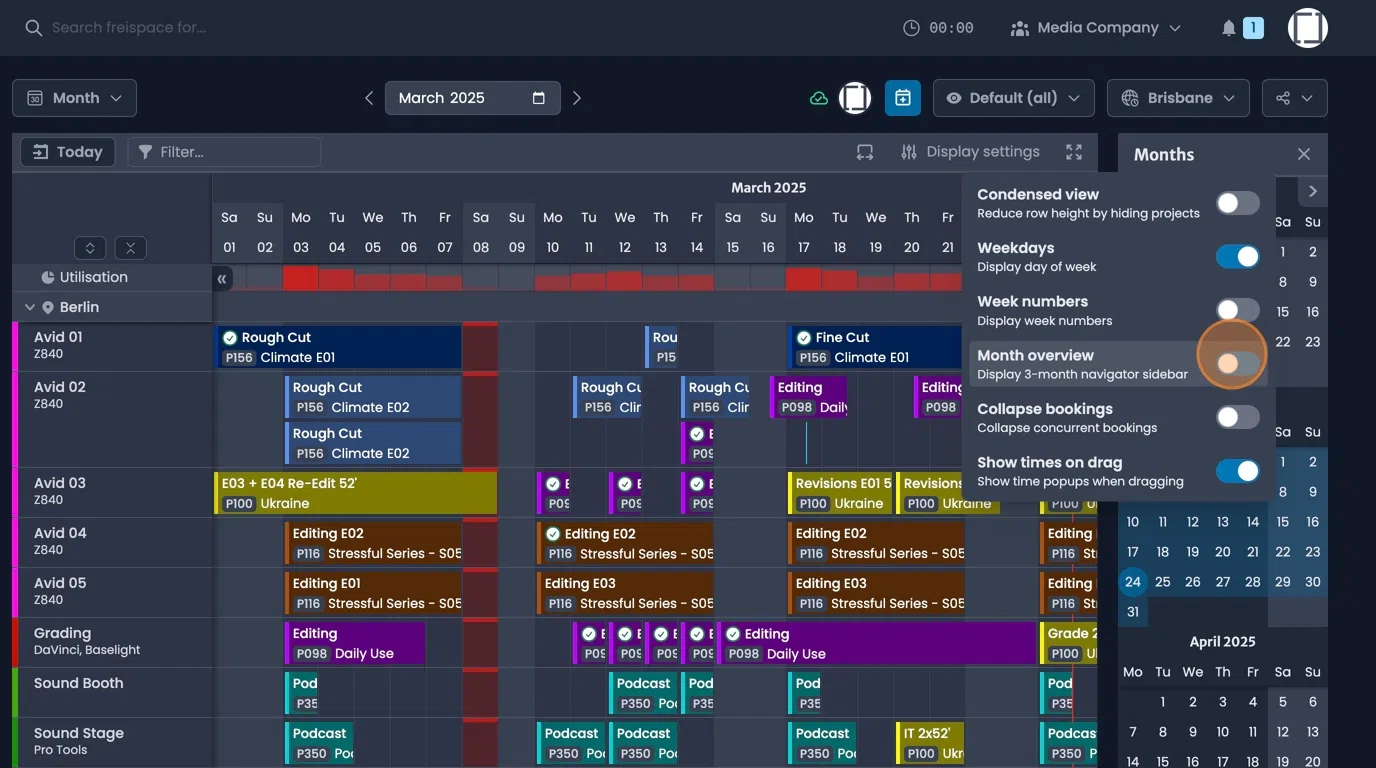 Calendar navigation interface for quick date selection and three-month view